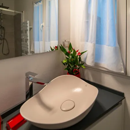 Magenta Nest - Loft&charme Apartment Brescia