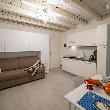 Apartment Magenta Nest - Loft&charme *